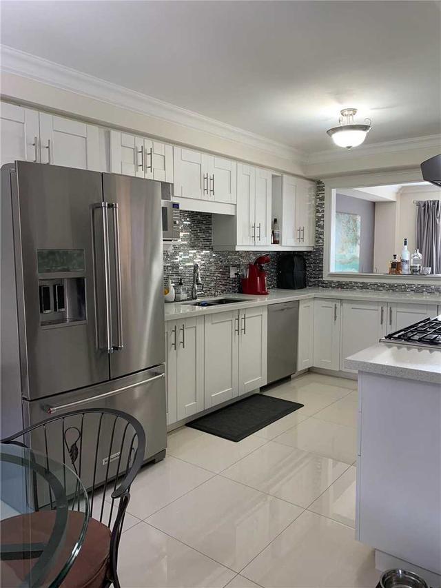 60 October Lane, House attached with 3 bedrooms, 4 bathrooms and 3 parking in Aurora ON | Image 7