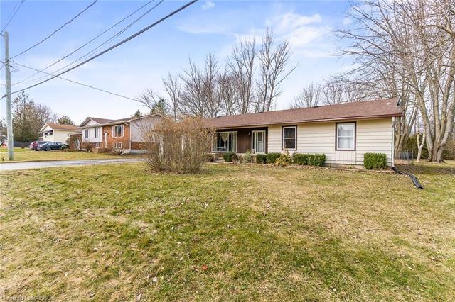 446 Isaac Street, House detached with 3 bedrooms, 2 bathrooms and 6 parking in South Bruce Peninsula ON | Image 29