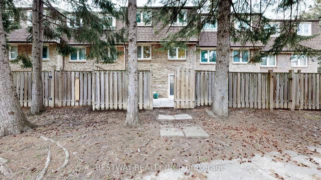 9 - 30 Buddleswood Crt, Townhouse with 3 bedrooms, 2 bathrooms and 2 parking in Toronto ON | Image 19