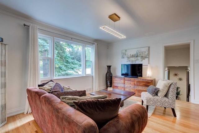 84 Lynnhaven Rd, House detached with 4 bedrooms, 3 bathrooms and 3 parking in Toronto ON | Image 9