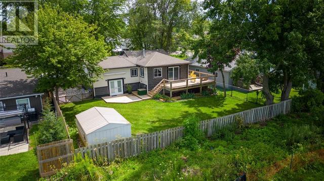 1993 Yonge Street, House detached with 3 bedrooms, 2 bathrooms and null parking in Sarnia ON | Image 28