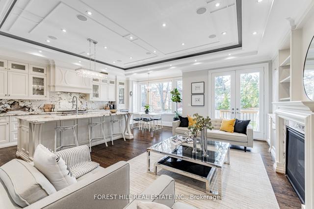 158 Hollywood Ave, House detached with 4 bedrooms, 5 bathrooms and 5 parking in Toronto ON | Image 10