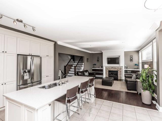 3448 Crompton Cres, House detached with 4 bedrooms, 4 bathrooms and 8 parking in Mississauga ON | Image 39
