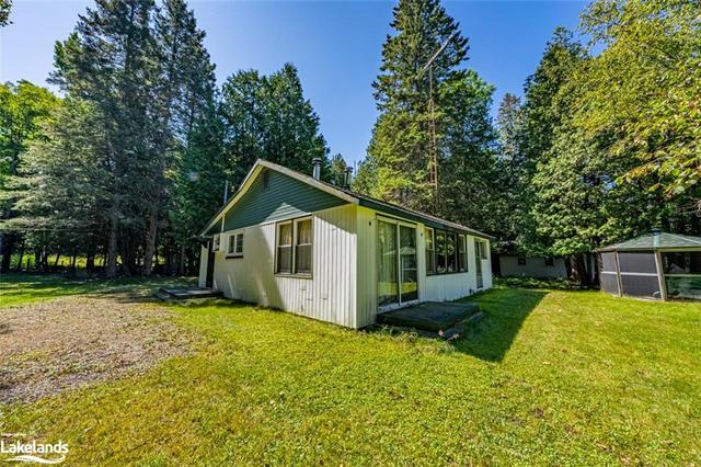 1265 Kashagawigamog Lake Road S, House detached with 5 bedrooms, 1 bathrooms and 8 parking in Minden Hills ON | Image 20