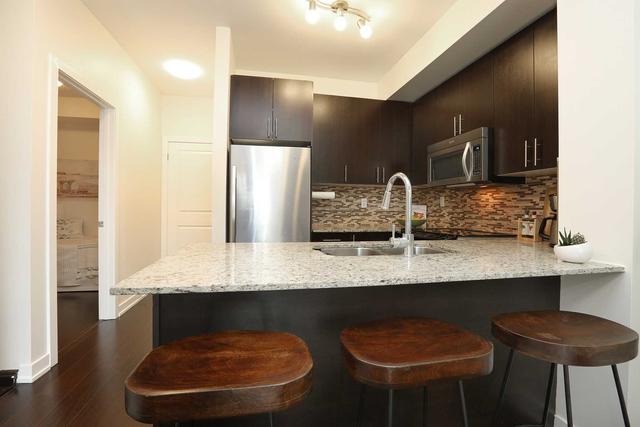 128 - 2320 Gerrard St E, Townhouse with 2 bedrooms, 2 bathrooms and 1 parking in Toronto ON | Image 6