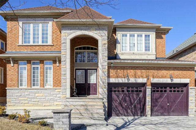 10 Emperor Dr, House detached with 5 bedrooms, 5 bathrooms and 6 parking in Brampton ON | Image 1