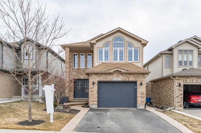 7 Penfold Dr, House detached with 2 bedrooms, 4 bathrooms and 3 parking in Guelph ON | Image 1