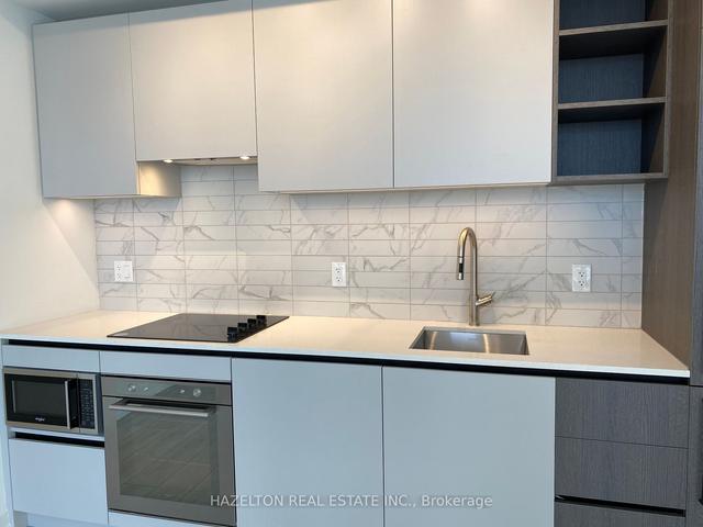 4502 - 55 Mercer St, Condo with 3 bedrooms, 2 bathrooms and 1 parking in Toronto ON | Image 12