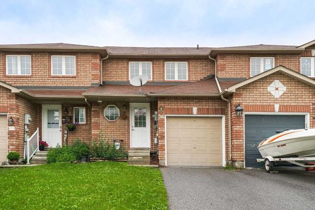 67 Goodwin Dr, House attached with 3 bedrooms, 2 bathrooms and 3 parking in Barrie ON | Image 17