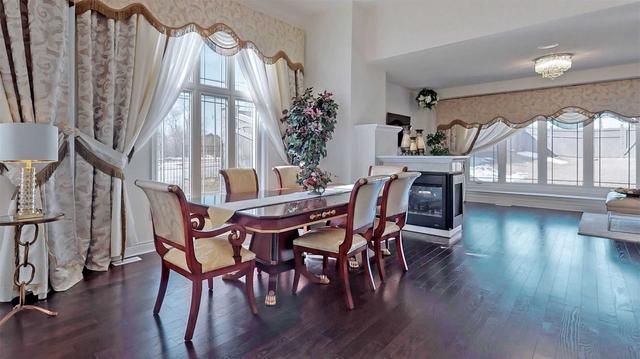 30 Annual Circ, House detached with 4 bedrooms, 5 bathrooms and 6 parking in Brampton ON | Image 22
