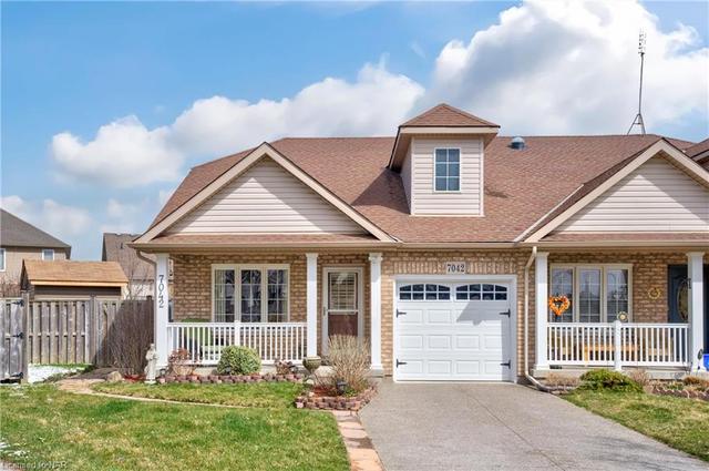 7042 Brittany Court, House semidetached with 2 bedrooms, 2 bathrooms and 3 parking in Niagara Falls ON | Image 1