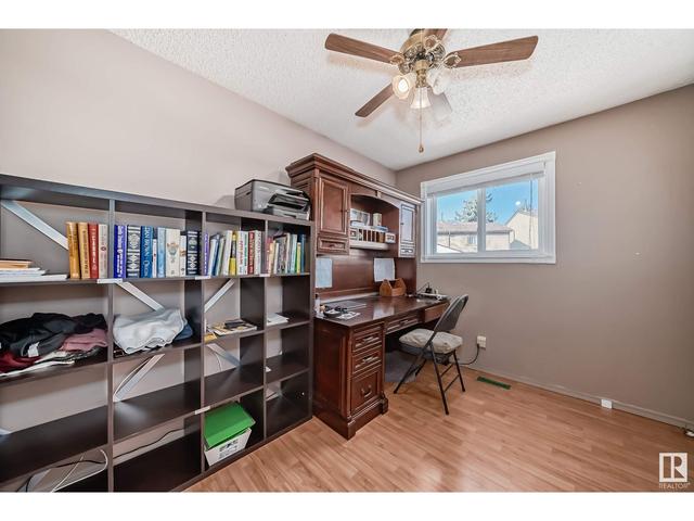 145 Hyndman Cr Nw, House detached with 4 bedrooms, 2 bathrooms and null parking in Edmonton AB | Image 26