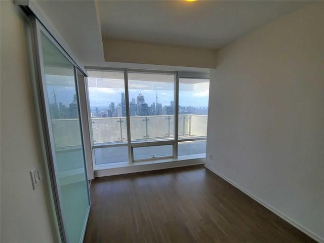 4404 - 1 Bloor St E, Condo with 2 bedrooms, 2 bathrooms and 1 parking in Toronto ON | Image 11