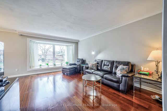 28 Murmouth Rd W, House detached with 3 bedrooms, 2 bathrooms and 3 parking in Toronto ON | Image 40