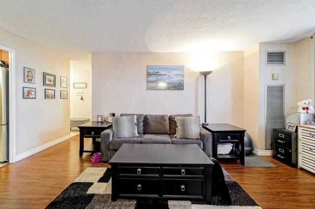 907 - 50 Inverlochy Blvd, Condo with 2 bedrooms, 2 bathrooms and 1 parking in Markham ON | Image 6