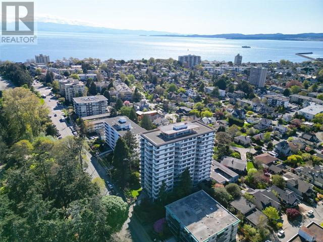 1006 - 250 Douglas St, Condo with 2 bedrooms, 1 bathrooms and null parking in Victoria BC | Image 33