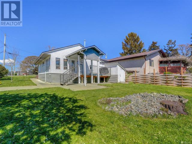 7261 Peden Lane, House detached with 2 bedrooms, 1 bathrooms and 2 parking in Central Saanich BC | Image 21