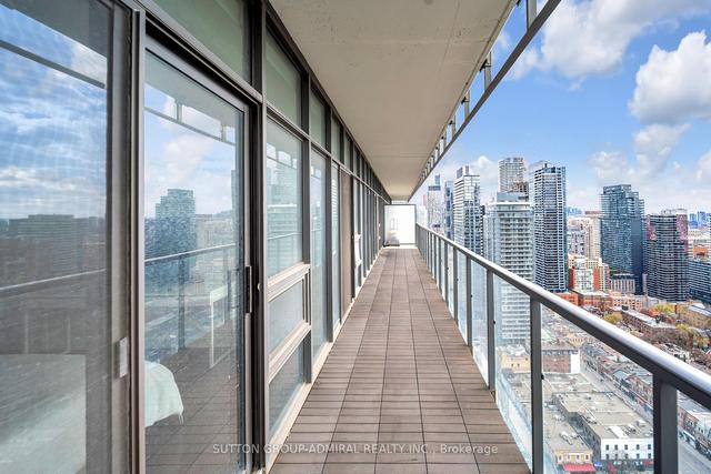 3306 - 33 Charles St E, Condo with 2 bedrooms, 2 bathrooms and 1 parking in Toronto ON | Image 17