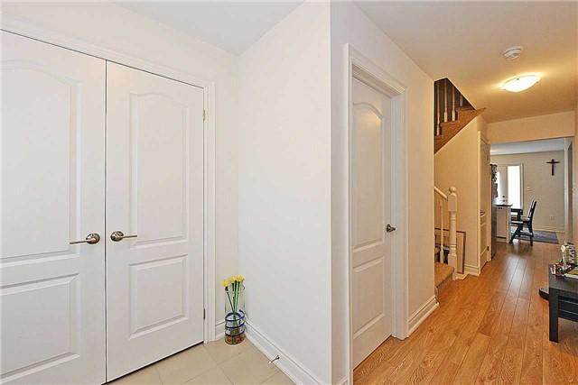 5 - 43 Madelaine Dr, Townhouse with 3 bedrooms, 3 bathrooms and 1 parking in Barrie ON | Image 3