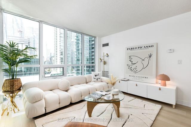 1210 - 12 Yonge St, Condo with 2 bedrooms, 2 bathrooms and 1 parking in Toronto ON | Image 1