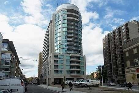 1001 - 8 Scollard St, Condo with 1 bedrooms, 1 bathrooms and null parking in Toronto ON | Image 2