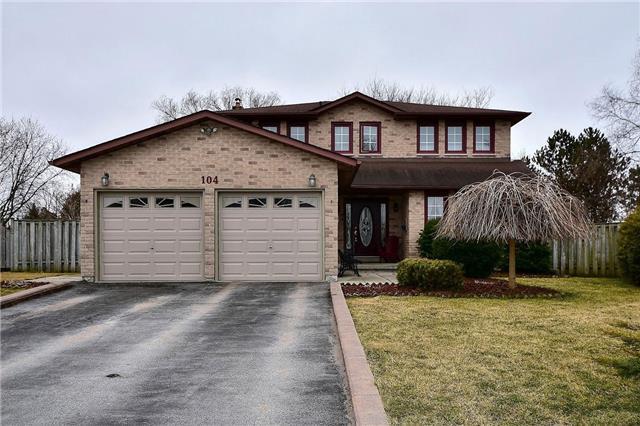 104 Lambeth Crt, House detached with 3 bedrooms, 3 bathrooms and 4 parking in Newmarket ON | Image 1