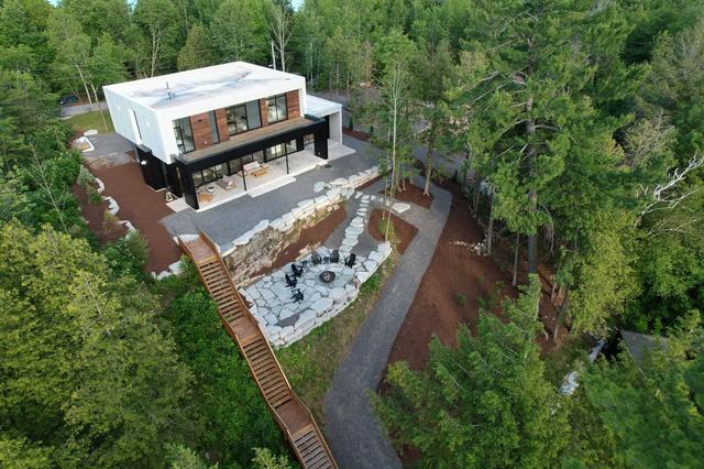 297 Neville Point Rd, House detached with 4 bedrooms, 3 bathrooms and 6 parking in Stone Mills ON | Image 4