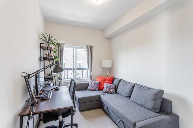 th 26 - 27 Coneflower Cres, Townhouse with 3 bedrooms, 3 bathrooms and 1 parking in Toronto ON | Image 7