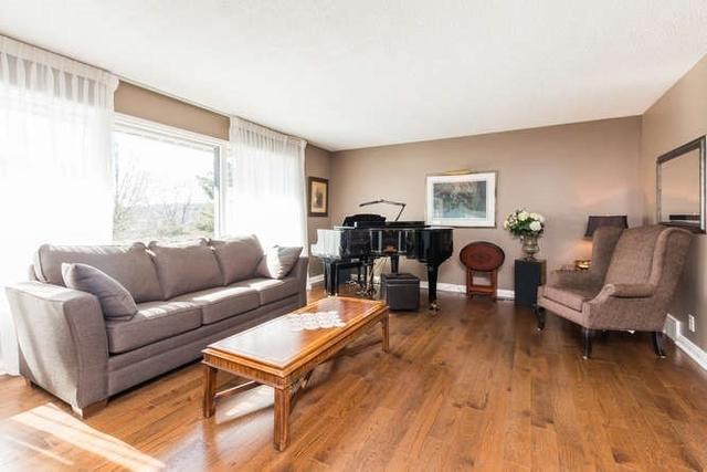 878 Riverside Dr, House detached with 4 bedrooms, 2 bathrooms and 10 parking in London ON | Image 15