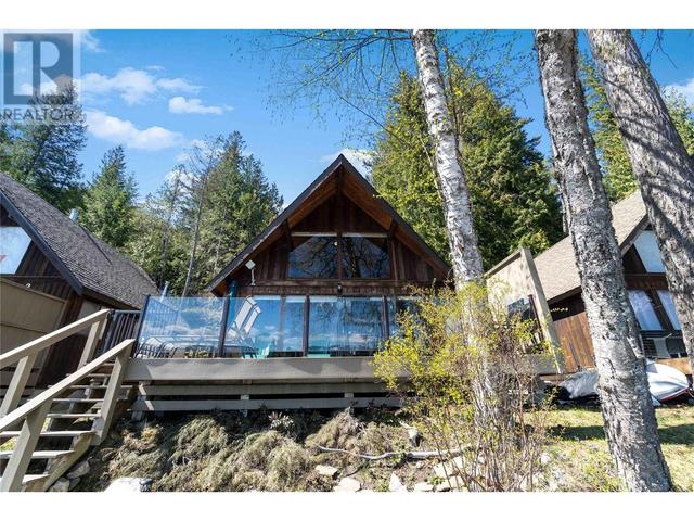 3 - 7429 Sunnybrae Canoe Point Road, House detached with 1 bedrooms, 1 bathrooms and 1 parking in Columbia Shuswap C BC | Image 9
