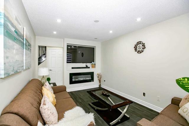 26 Drinkwater Rd, House detached with 3 bedrooms, 4 bathrooms and 8 parking in Brampton ON | Image 3