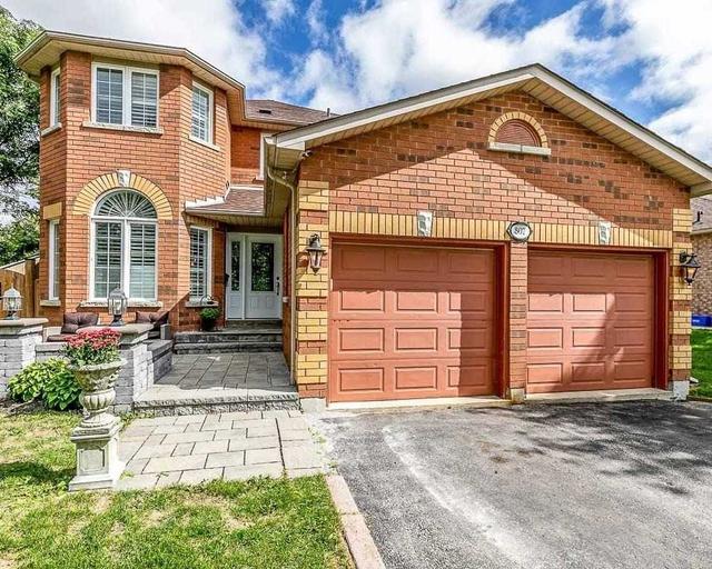 807 College Manor Dr, House detached with 4 bedrooms, 4 bathrooms and 6 parking in Newmarket ON | Image 1
