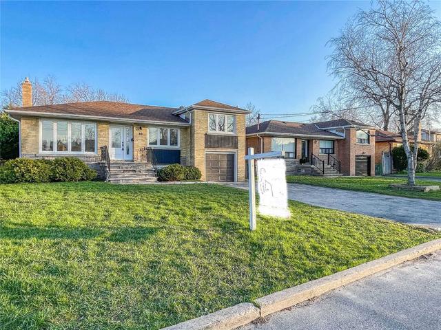 83 Searle Ave, House detached with 4 bedrooms, 2 bathrooms and 5 parking in Toronto ON | Image 32