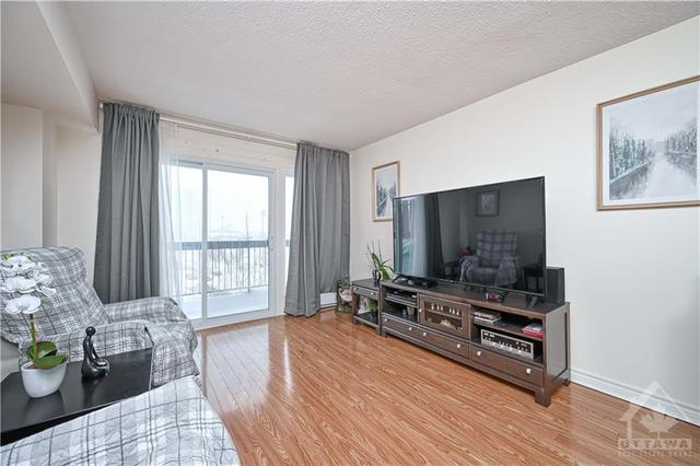 408 - 158 Mcarthur Avenue, Condo with 3 bedrooms, 1 bathrooms and 1 parking in Ottawa ON | Image 12