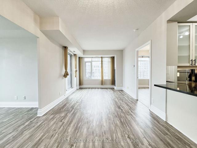 910 - 111 Upper Duke Cres, Condo with 2 bedrooms, 2 bathrooms and 1 parking in Markham ON | Image 18
