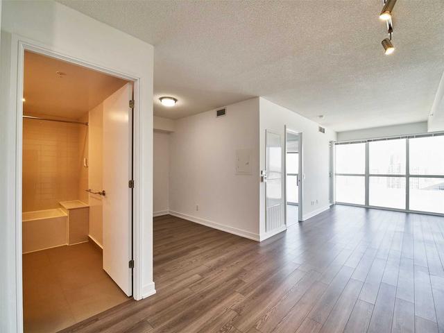 2606 - 20 Thomas Riley Rd, Condo with 1 bedrooms, 1 bathrooms and 1 parking in Toronto ON | Image 9