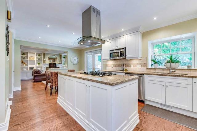 2116 Constance Dr, House detached with 4 bedrooms, 4 bathrooms and 4 parking in Oakville ON | Image 22