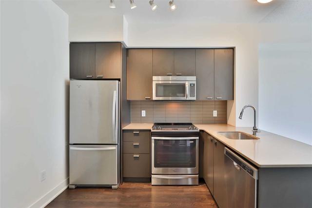 809 - 30 Roehampton Ave, Condo with 1 bedrooms, 1 bathrooms and 1 parking in Toronto ON | Image 18