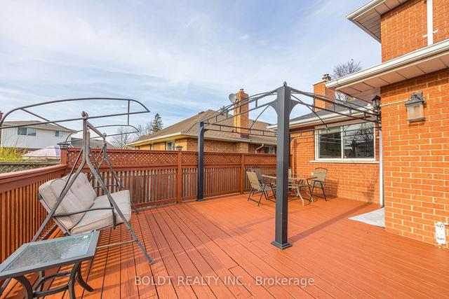 8 Donalda Crt, House detached with 3 bedrooms, 3 bathrooms and 5 parking in St. Catharines ON | Image 31