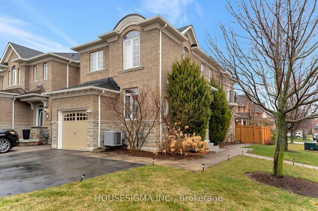 3379 Hayhurst Cres, House attached with 3 bedrooms, 4 bathrooms and 3 parking in Oakville ON | Image 20
