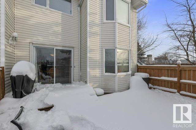 17447 92 Av Nw, House attached with 3 bedrooms, 1 bathrooms and null parking in Edmonton AB | Image 24