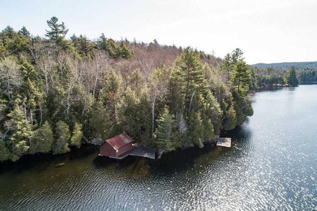 1409 West Oxbow Lake Rd, House detached with 3 bedrooms, 1 bathrooms and 4 parking in Lake of Bays ON | Image 10