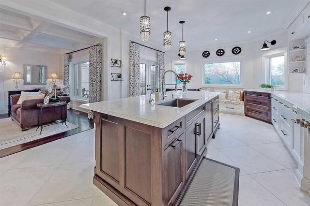 30 David Willson Tr, House detached with 4 bedrooms, 3 bathrooms and 9 parking in East Gwillimbury ON | Image 4
