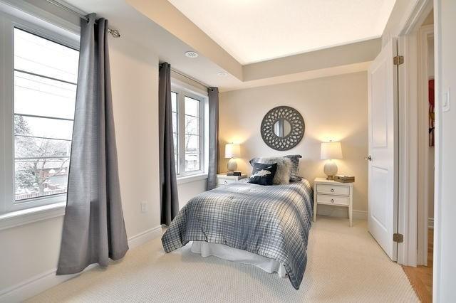 B - 1024 Islington Ave, Townhouse with 3 bedrooms, 3 bathrooms and 1 parking in Toronto ON | Image 11