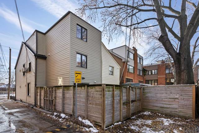 340 Carlton St, House semidetached with 4 bedrooms, 3 bathrooms and 1 parking in Toronto ON | Image 30