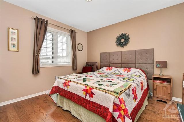 2112 Valin Street, House detached with 4 bedrooms, 3 bathrooms and 6 parking in Ottawa ON | Image 19