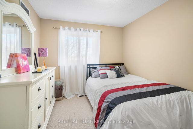 4 - 1801 Nichol Ave E, Townhouse with 3 bedrooms, 2 bathrooms and 2 parking in Whitby ON | Image 10