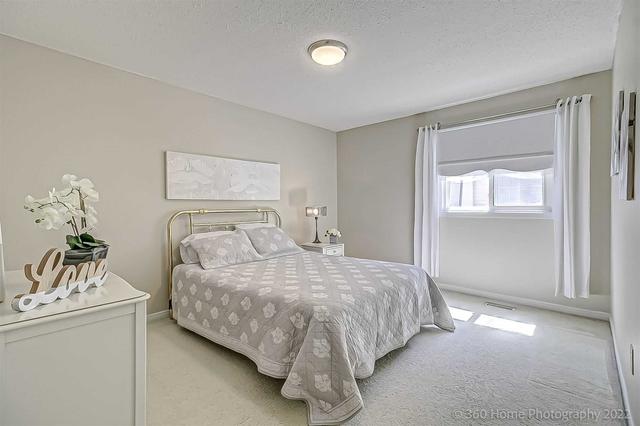 7 Marchmount Cres, House detached with 5 bedrooms, 4 bathrooms and 6 parking in Brampton ON | Image 10