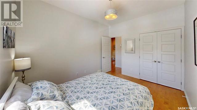1137 5th Street E, House semidetached with 4 bedrooms, 4 bathrooms and null parking in Saskatoon SK | Image 28