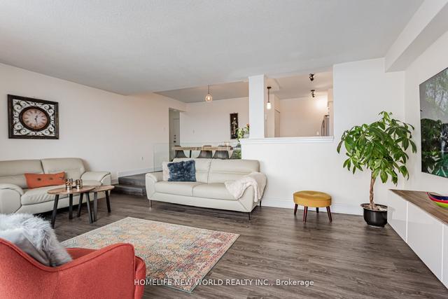 1008 - 177 Linus Rd, Condo with 2 bedrooms, 1 bathrooms and 1 parking in Toronto ON | Image 16